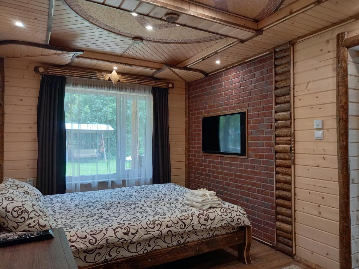 Hotel Voyage Tatariv Extérieur photo