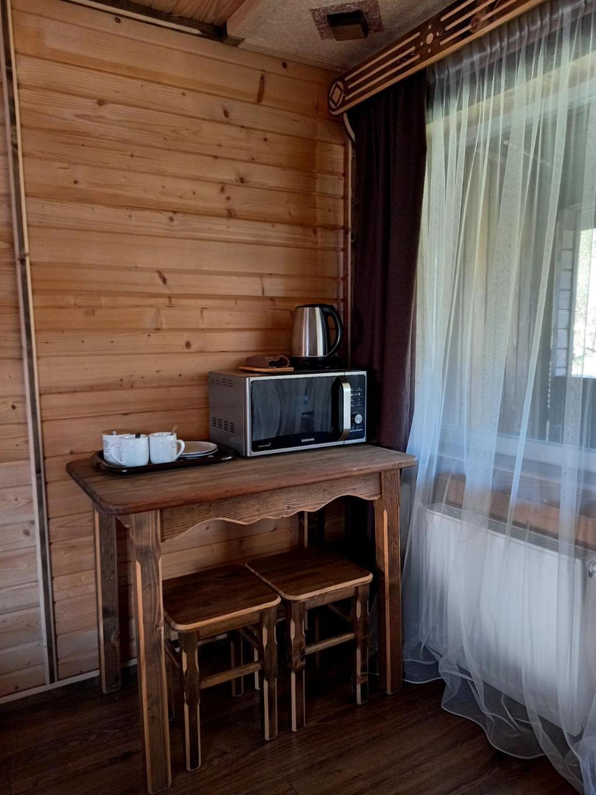 Hotel Voyage Tatariv Extérieur photo
